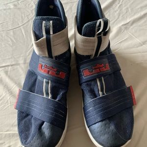 Nike Lebron soldier 10 USA edition